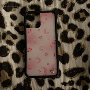 Wildflower 12 pro max “slumber party” case